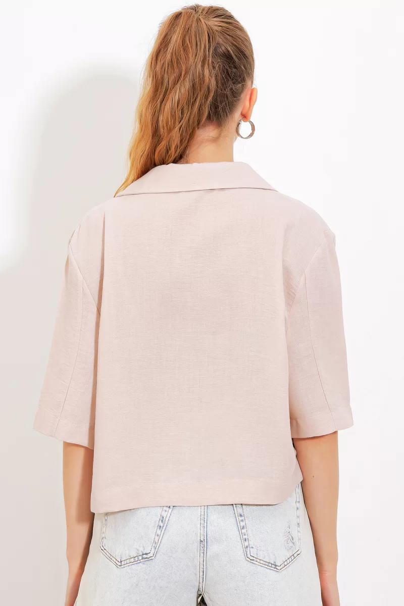 Kadın Klasik Yaka Çift Düğmeli Crop Oversize Keten Krem Ceket