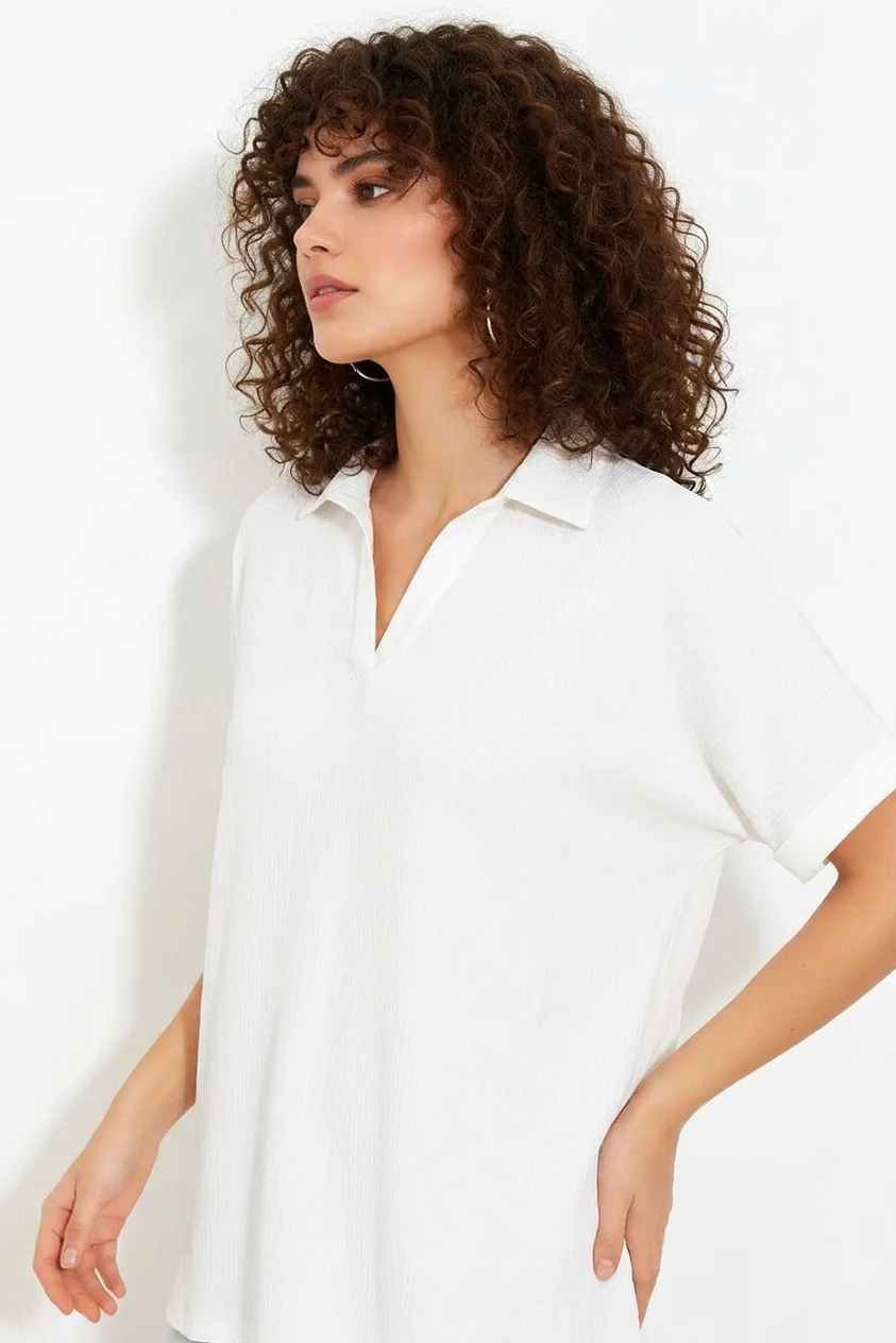 Kadın Polo Yaka Kısa Kol Oversize Beyaz Bluz