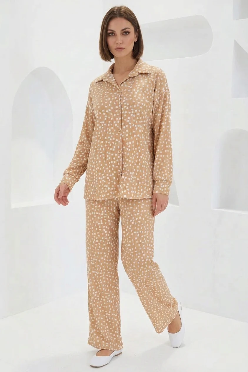 Kadın Gömlek Yaka Oversize Puantiyeli Bej İkili Takım