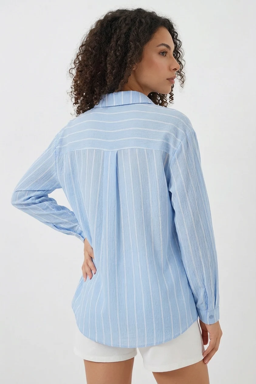 Kadın Oversize Çizgili Viskon Mavi Gömlek