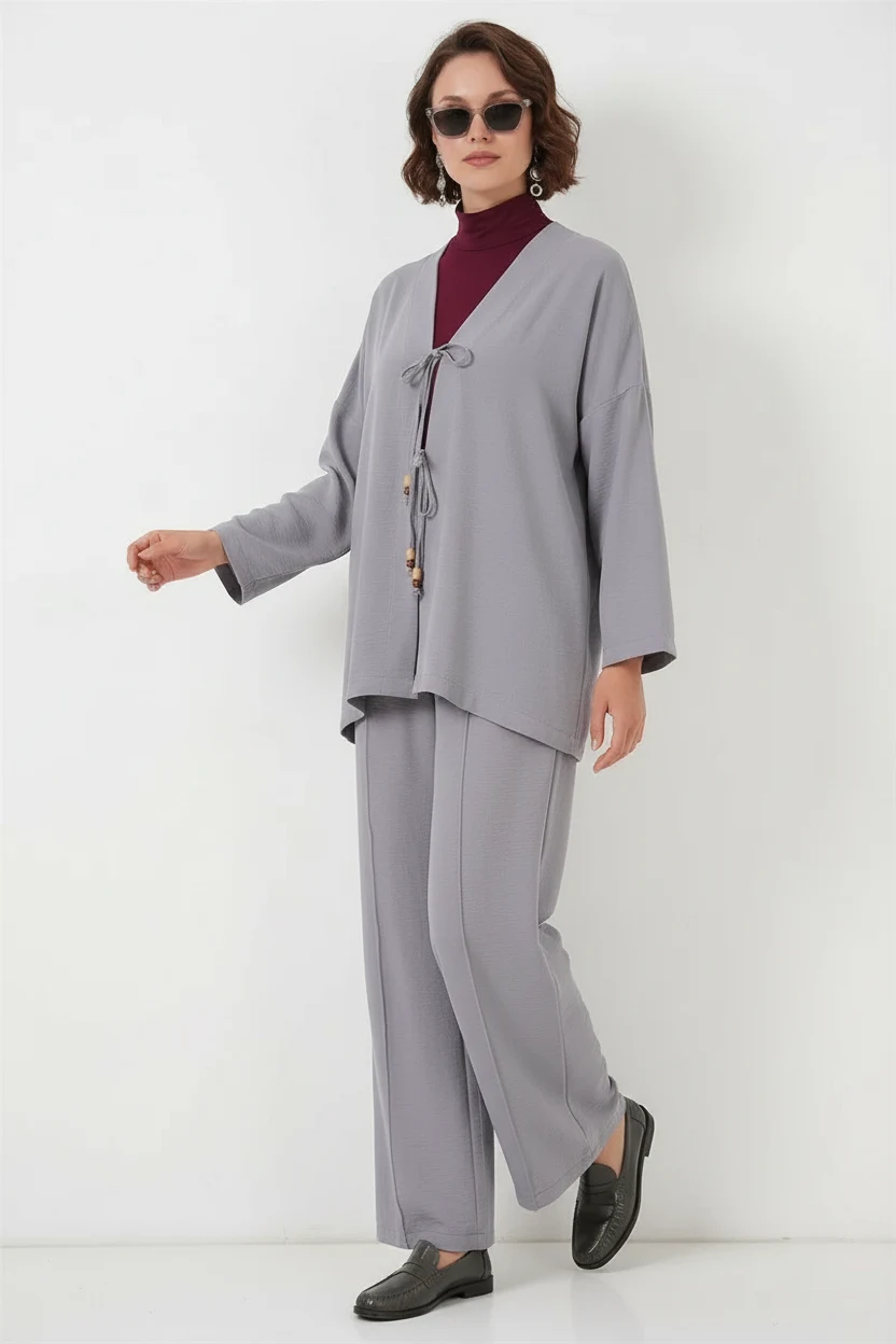 Kadın V Yaka Kuşaklı Gri İkili Takım