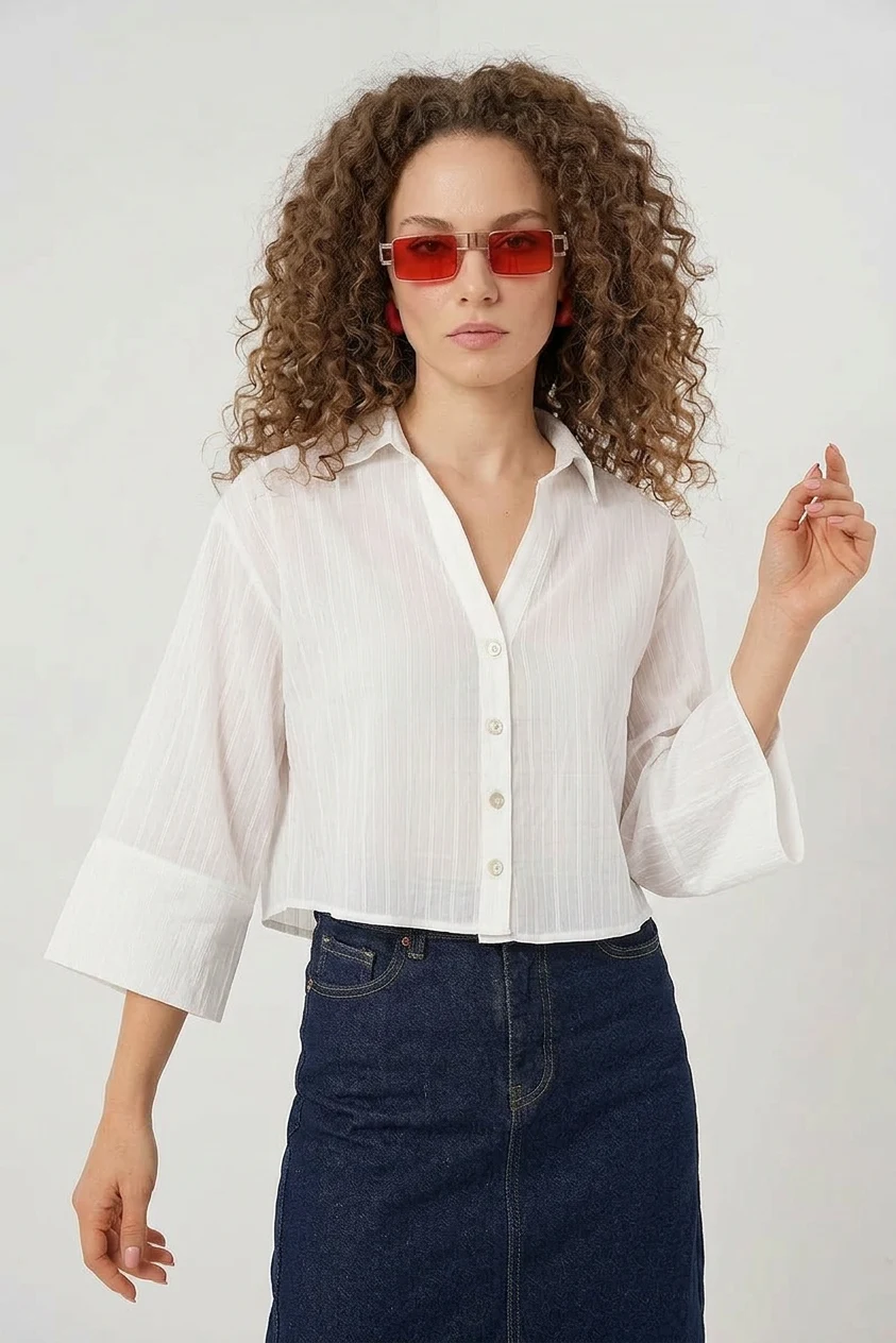 Kadın Kısa Oversize Çizgili Viskon Beyaz Gömlek