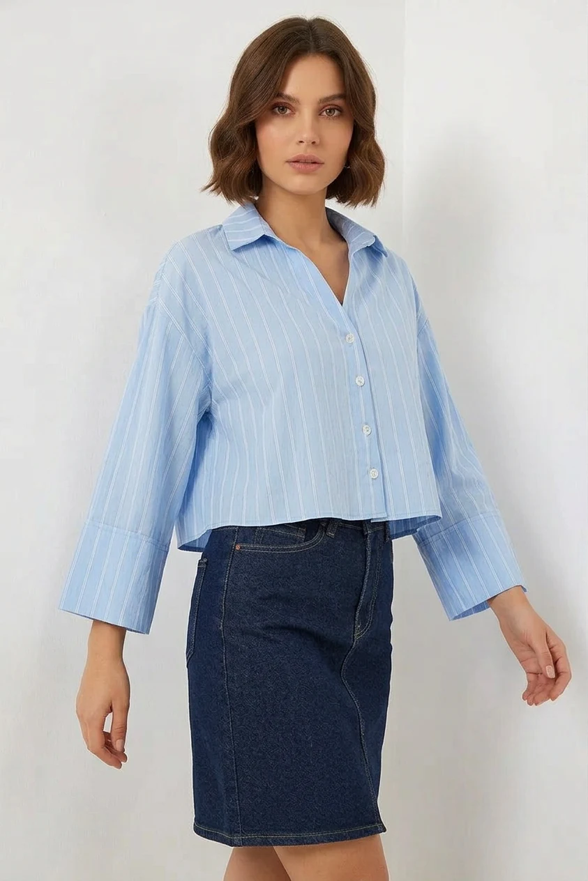 Kadın Oversize Çizgili Viskon Mavi Gömlek