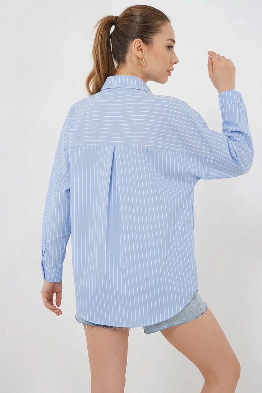 Kadın Oversize Çizgili Pamuklu Mavi Gömlek