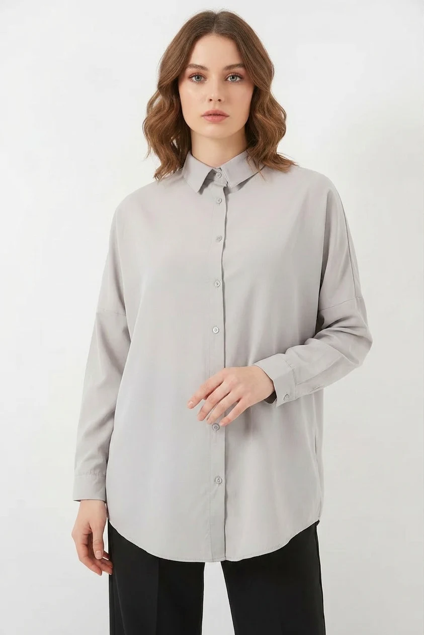 Kadın Oversize Kesim Basic Pamuklu Açık Gri Tesettür Gömlek