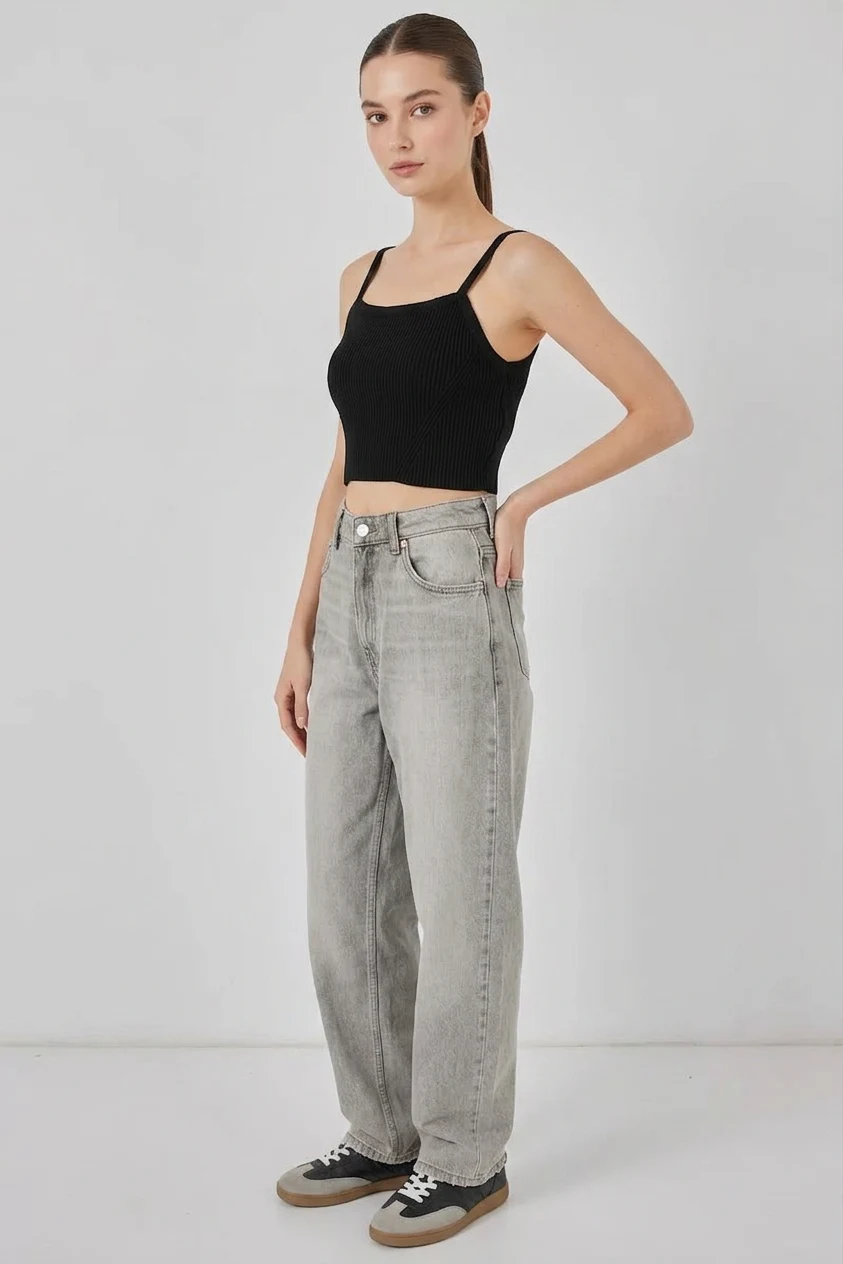 Kadın Kare Yaka Crop Askılı Siyah Bluz