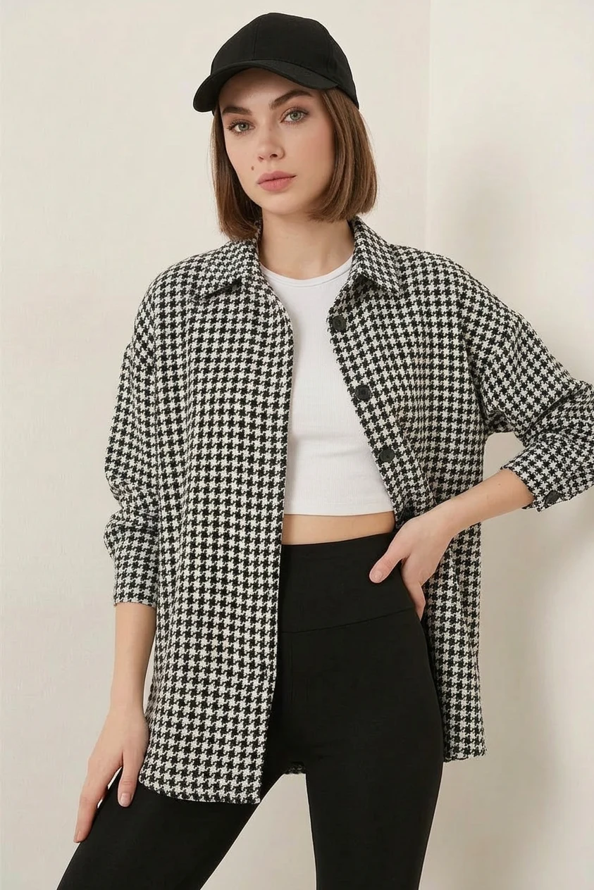 Kadın Oversize Kazayağı Desen Pamuklu Siyah Beyaz Gömlek