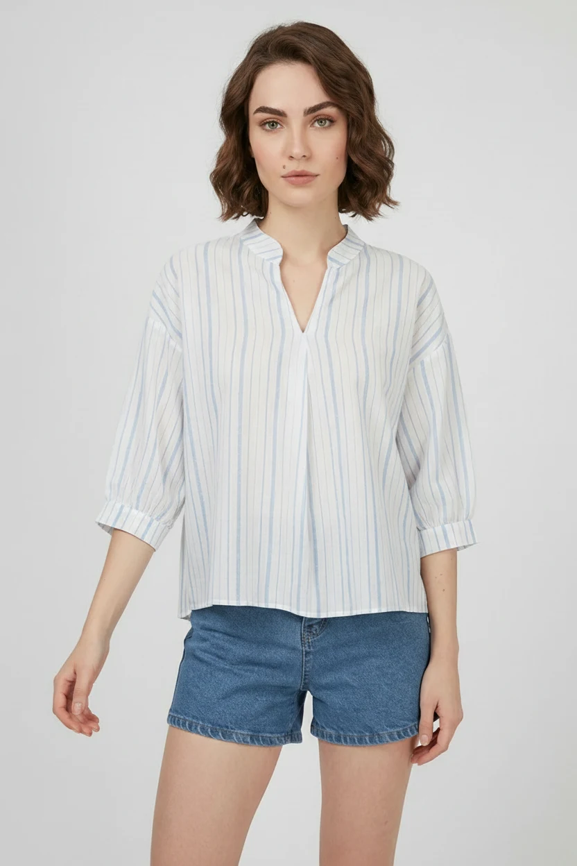 Kadın V Yaka Oversize Çizgili Viskon Açık Mavi Bluz