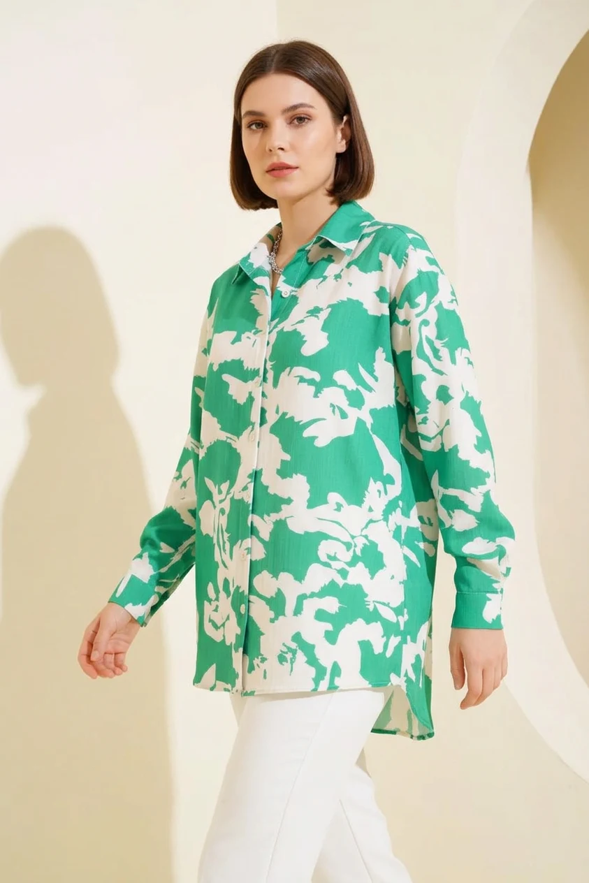 Kadın Basic Oversize Çiçek Desenli Viskon Yeşil Gömlek