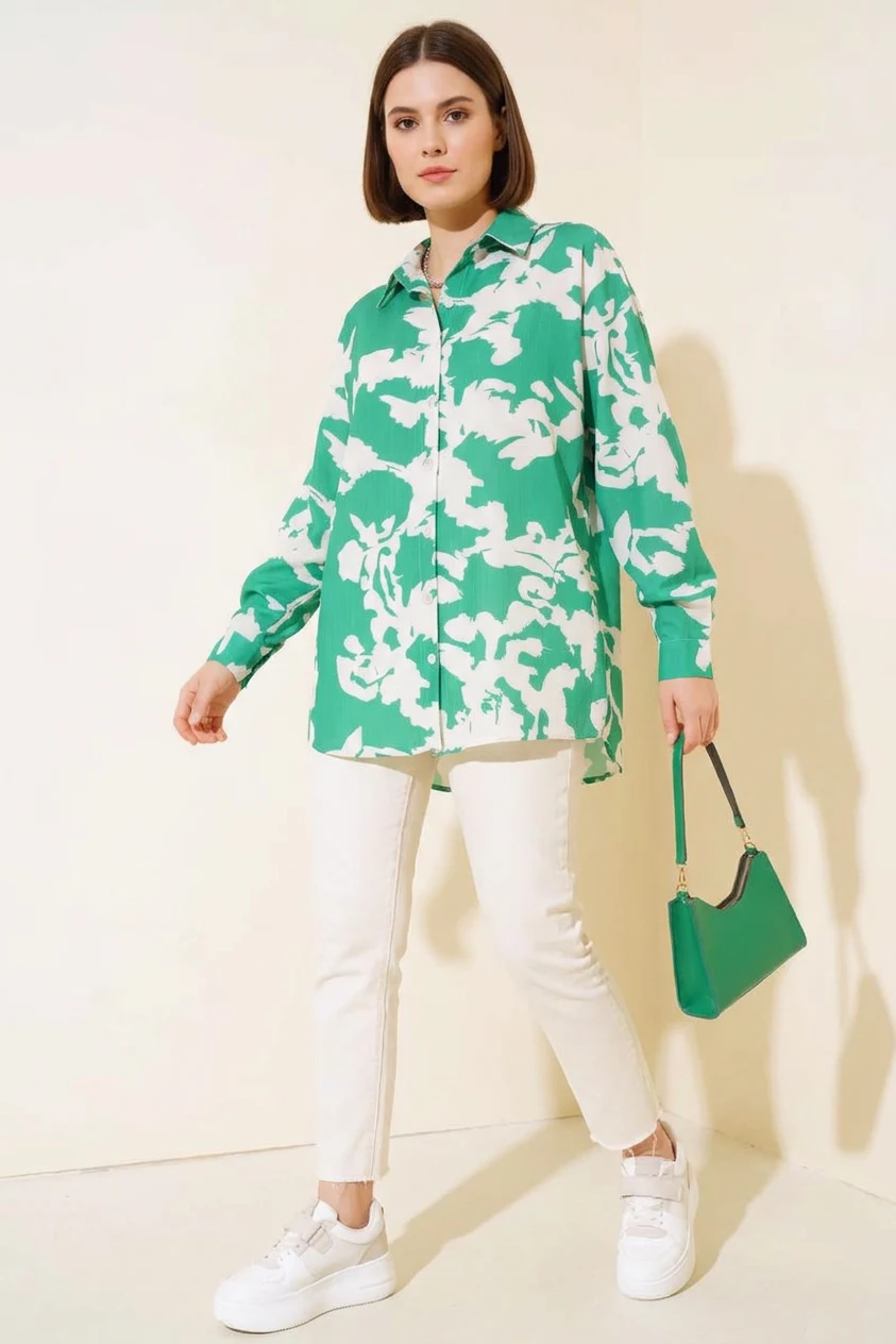 Kadın Basic Oversize Çiçek Desenli Viskon Yeşil Gömlek