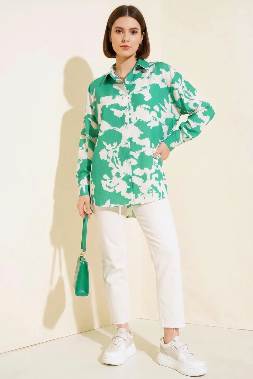 Kadın Basic Oversize Çiçek Desenli Viskon Yeşil Gömlek