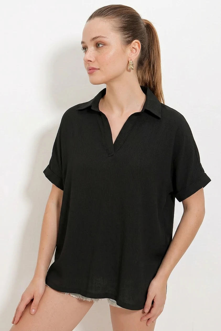 Kadın Polo Yaka Kısa Kol Oversize Siyah Bluz