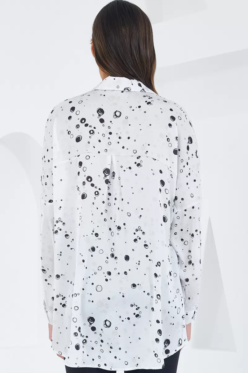 Kadın Oversize Desenli Saten Siyah Beyaz Gömlek
