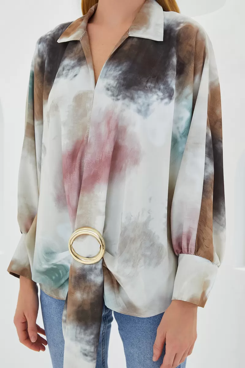 Kadın Beli Kuşaklı Oversize Desenli Saten Hardal Ekru Gömlek