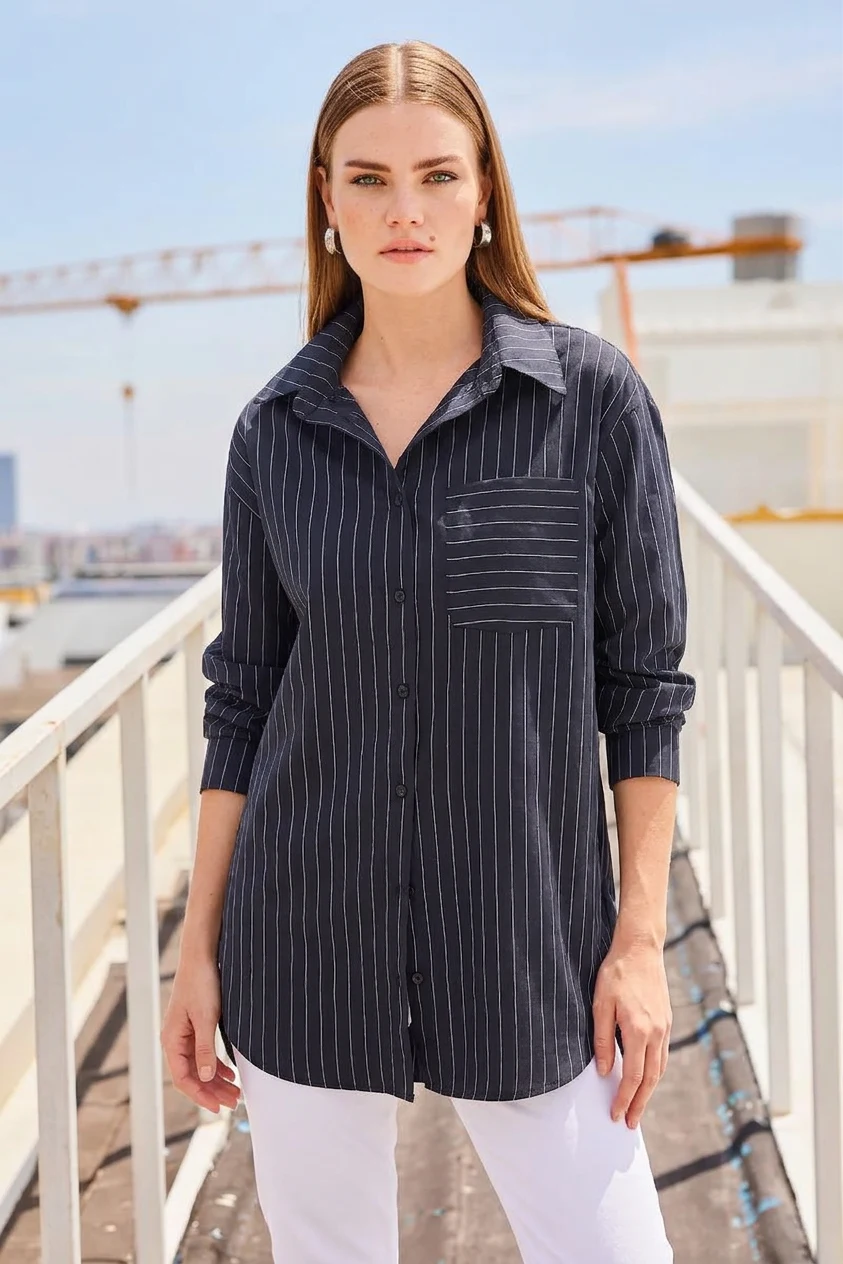 Kadın Oversize Çizgili Pamuklu Siyah Gömlek