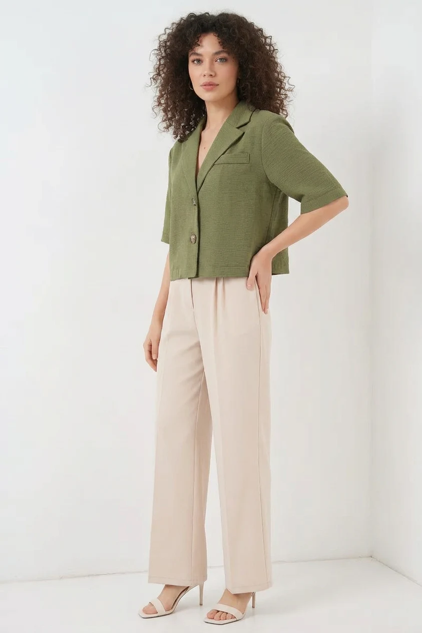 Kadın Klasik Yaka Kısa Kol Keten Haki Ceket