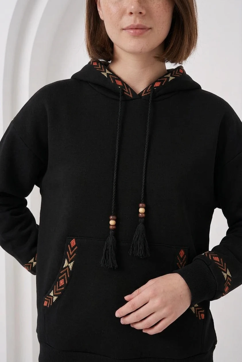 Kadın Kapüşonlu Fermuarlı Kordon Detaylı Oversize Nakışlı Siyah Sweatshirt