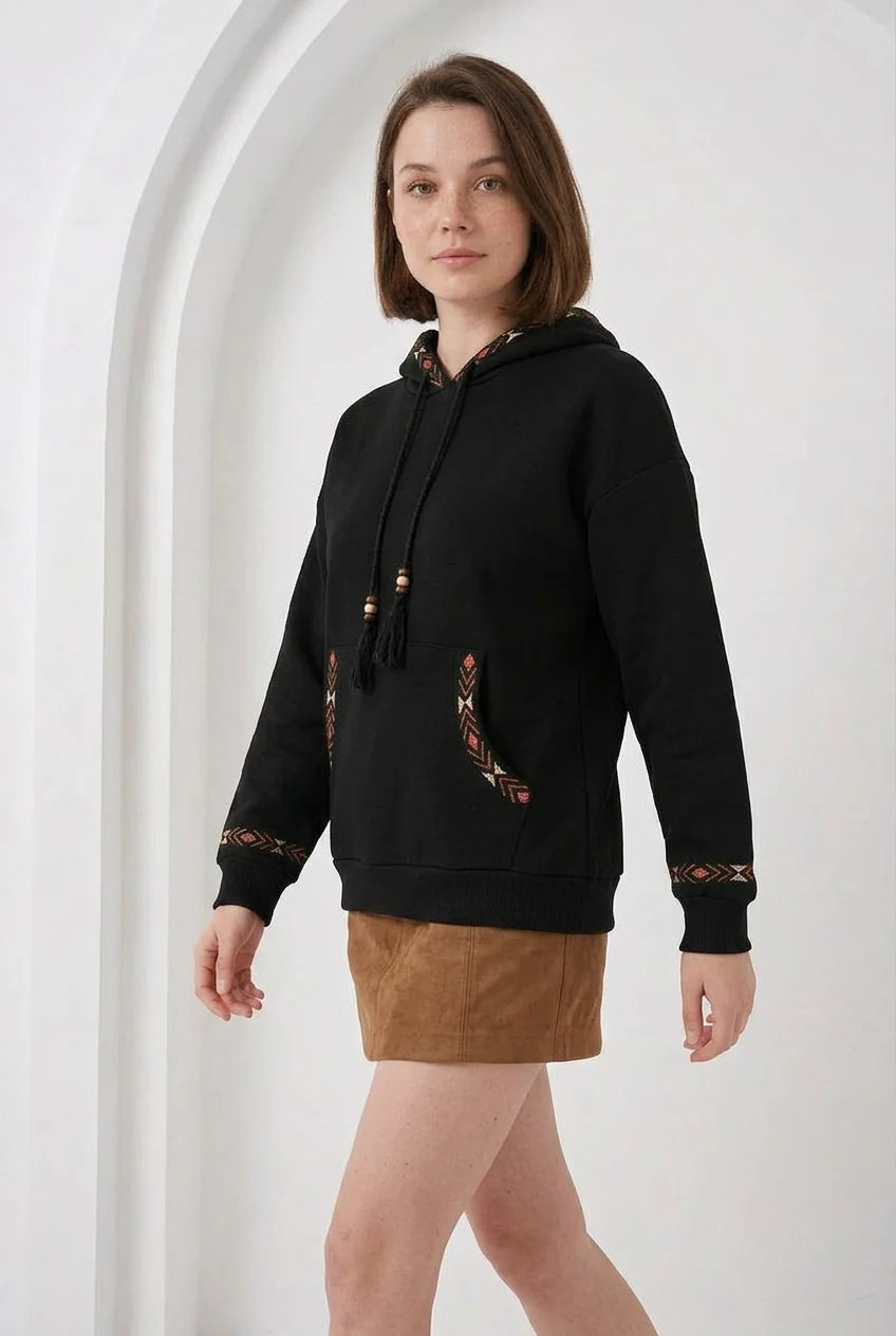 Kadın Kapüşonlu Fermuarlı Kordon Detaylı Oversize Nakışlı Siyah Sweatshirt