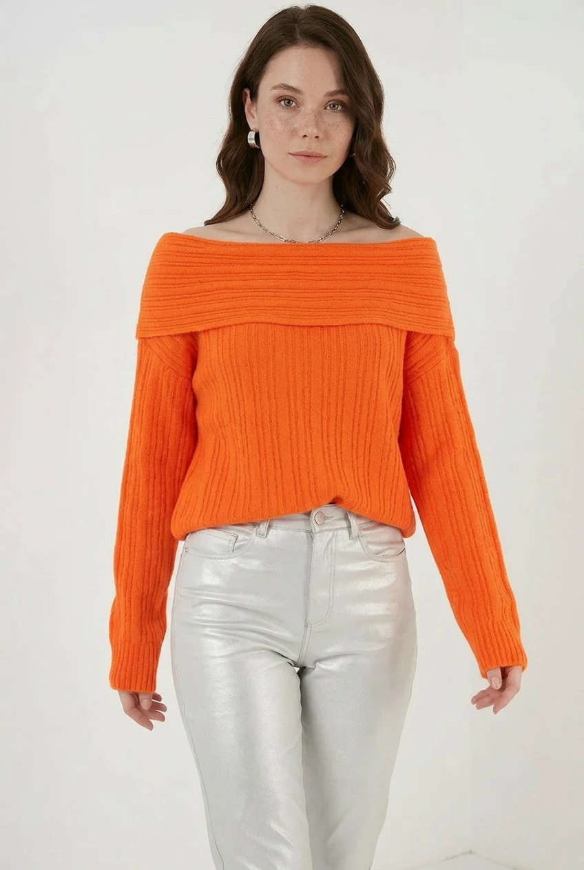 Kadın Oversize Açık Omuz Triko Turuncu Kazak