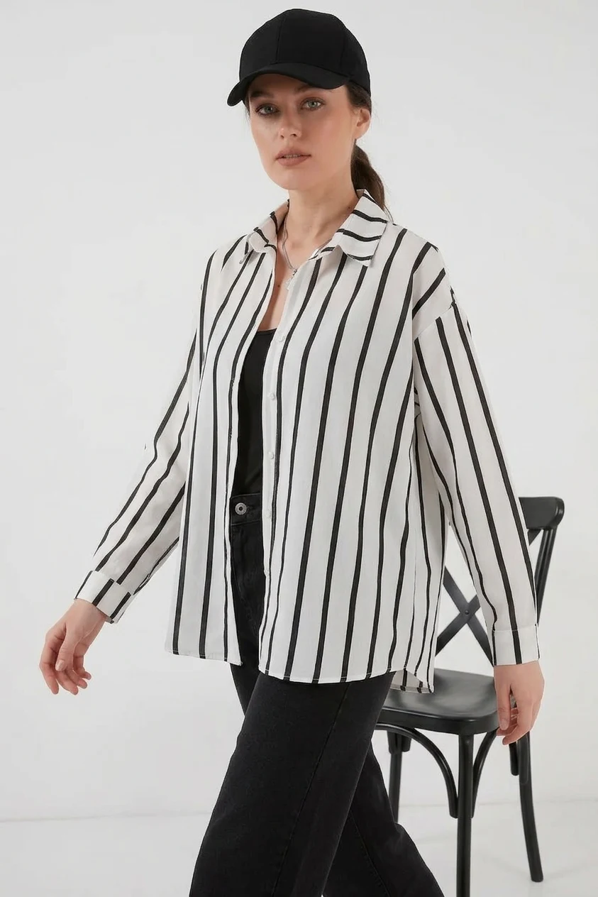 Kadın Basic Oversize Çizgili Siyah Beyaz Gömlek
