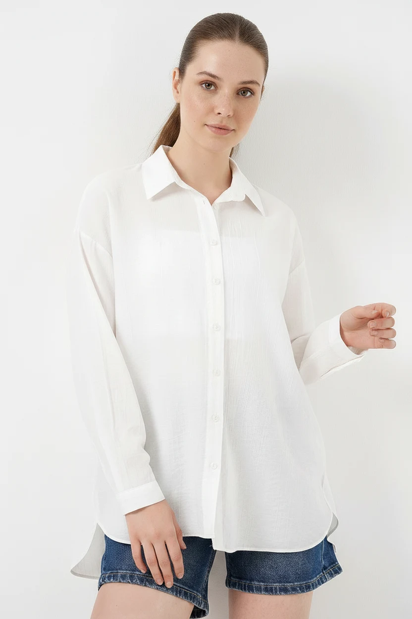 Kadın Oversize Kesim Pamuklu Beyaz Gömlek