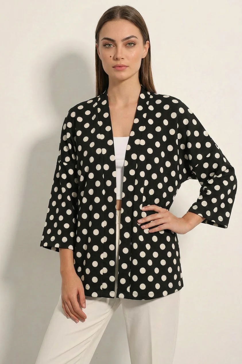 Kadın Yaka Puantiyeli Siyah Kimono